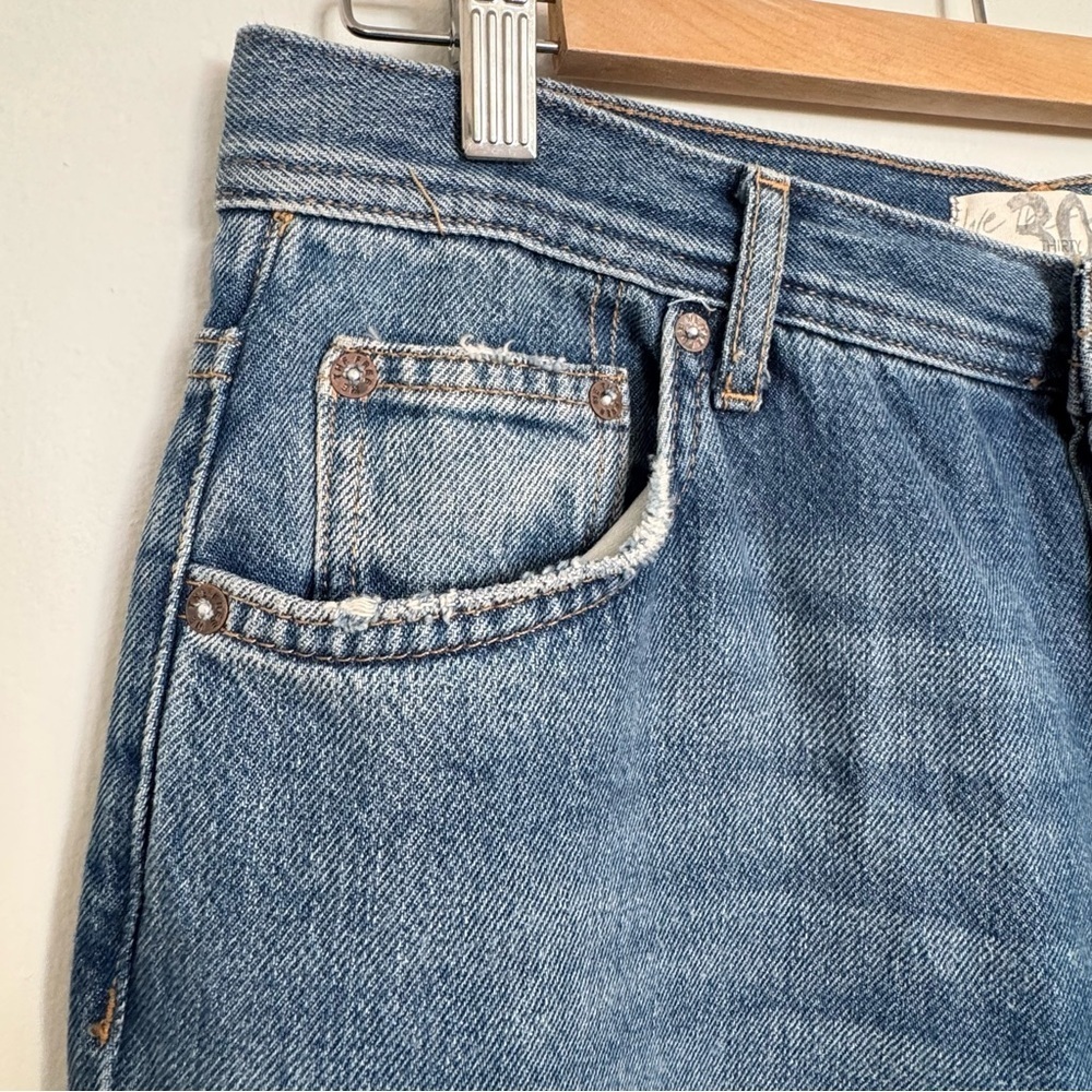 We The Free People Maggie Mid Rise Straight Leg Chewed Hem Jeans Size 30 - Picture 4 of 12